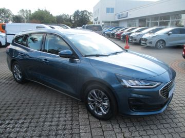 Ford Focus Turnier Titanium Ed. Winterpaket + Kamera