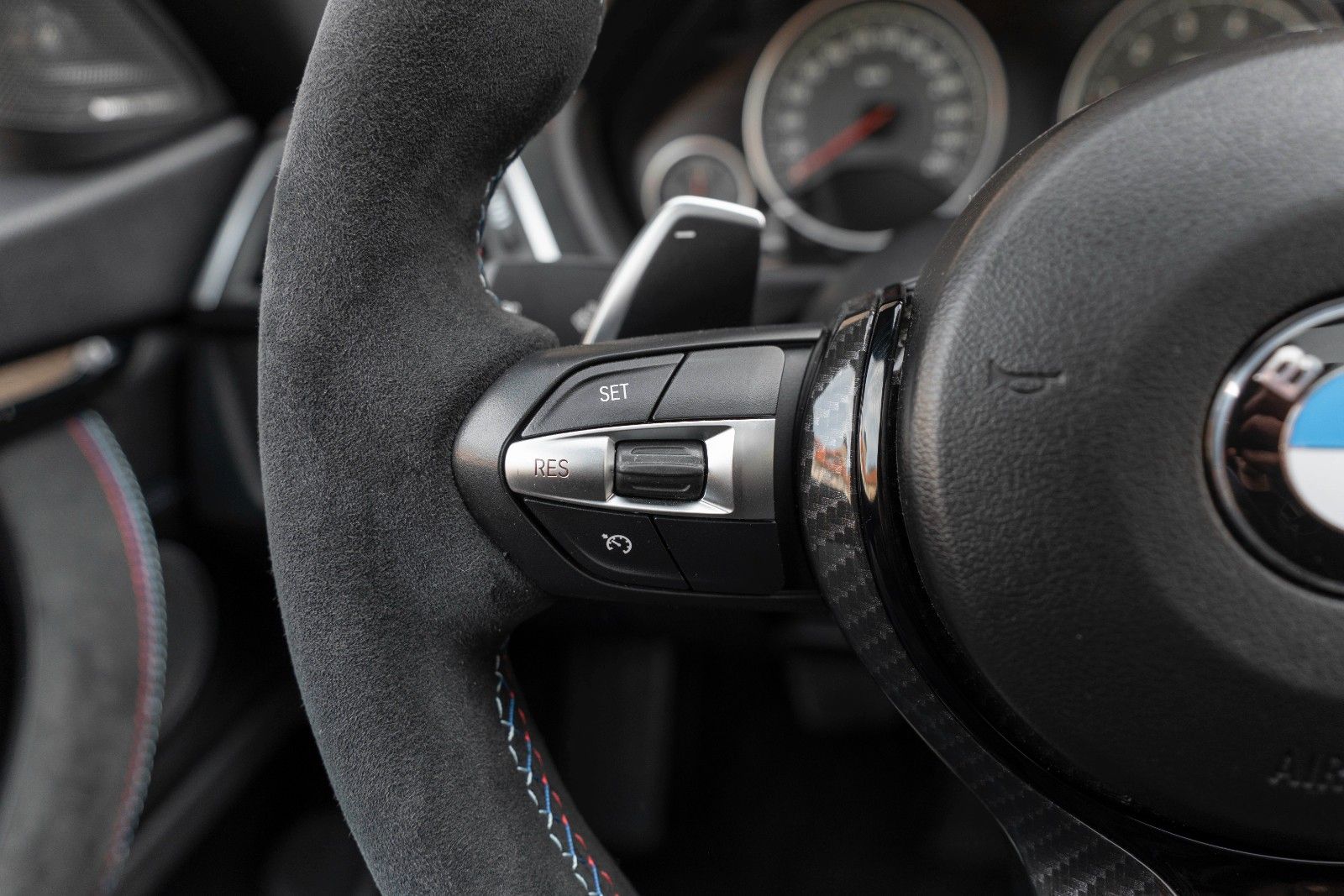Fahrzeugabbildung BMW 440IX GC M-PERFORMANCE HUD H&K LED CARPLAY TOTW
