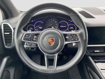 Porsche Cayenne - 12