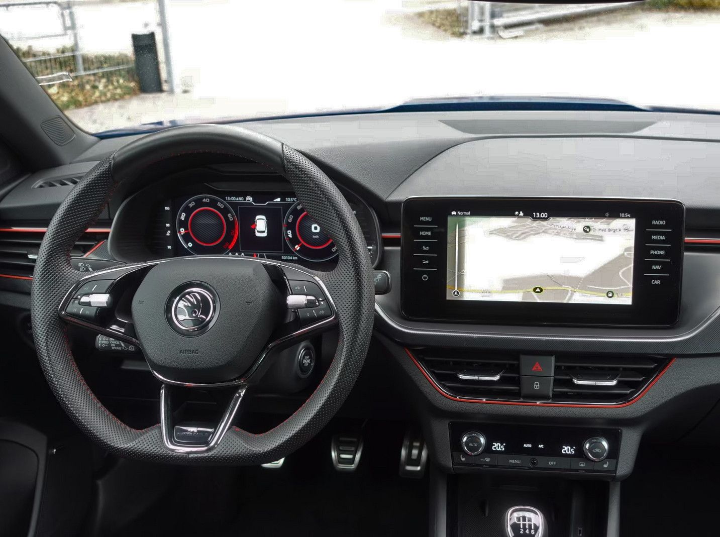 Fahrzeugabbildung SKODA Kamiq 1.5 TSI MONTE CARLO LED Navi Assist. 18"LM