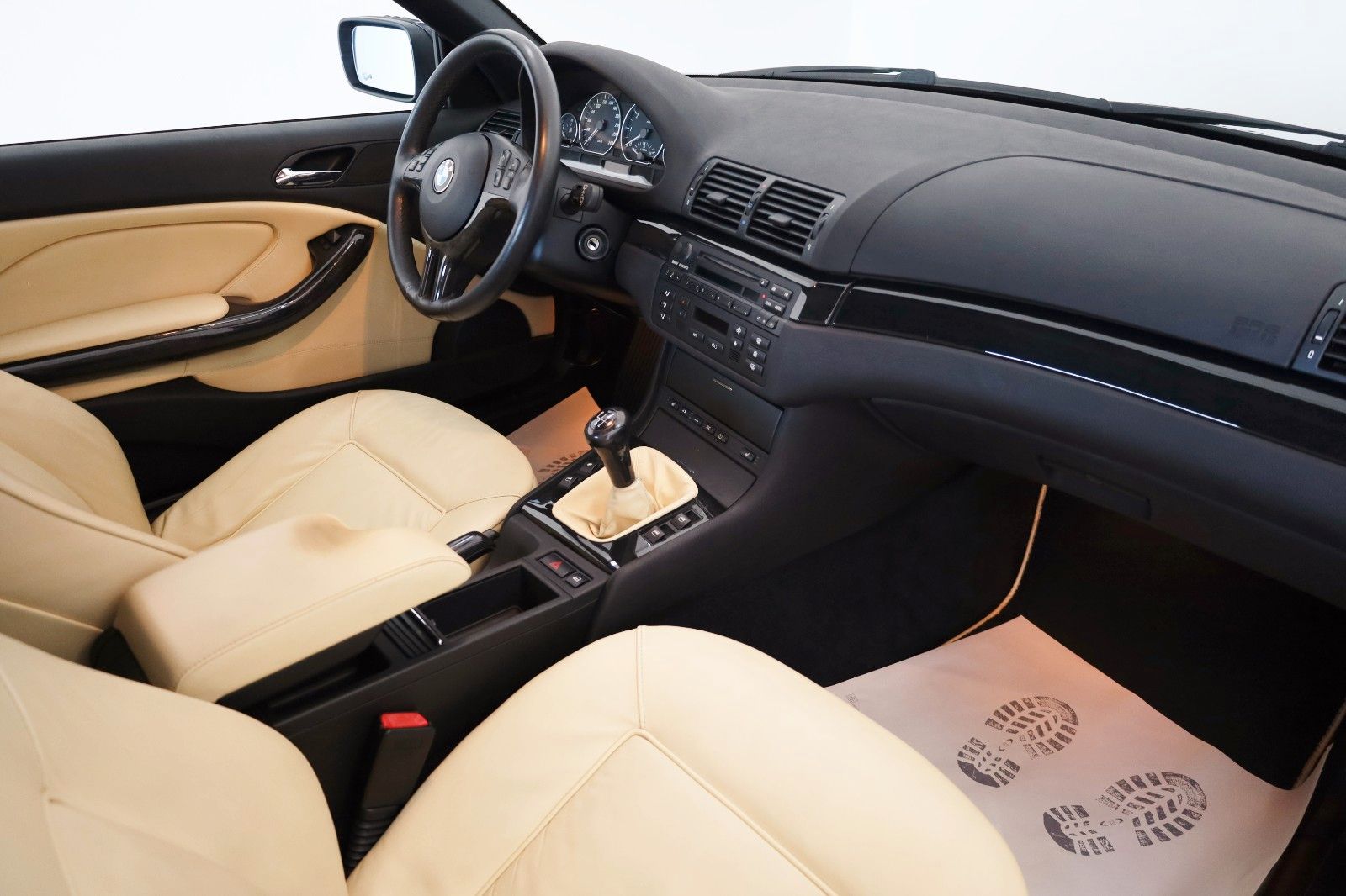 Fahrzeugabbildung BMW Cabrio 318 Ci Edition Exclusive Leder,Xenon,SH