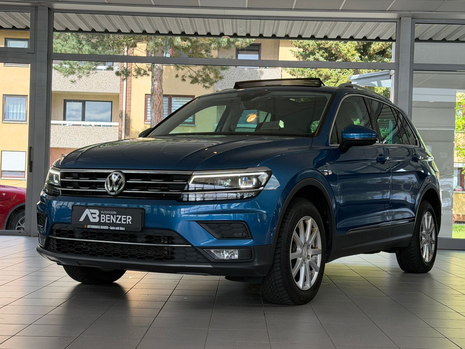 Fahrzeugabbildung Volkswagen Tiguan Highline /VIRTUAL/PANO/MEMORY/HUD/KAMERA
