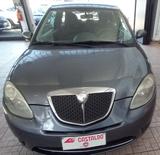 Lancia LANCIA Ypsilon 1.3 MJT 75 CV Argento - Lancia Ypsilon Argento mit Diesel-Antrieb