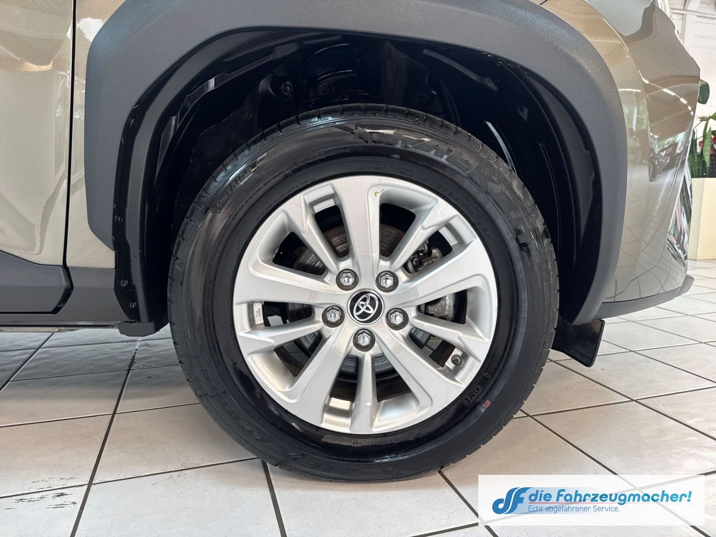 Fahrzeugabbildung Toyota Yaris Cross ACTIVE Hybrid DAB Spurhalteass. Fern