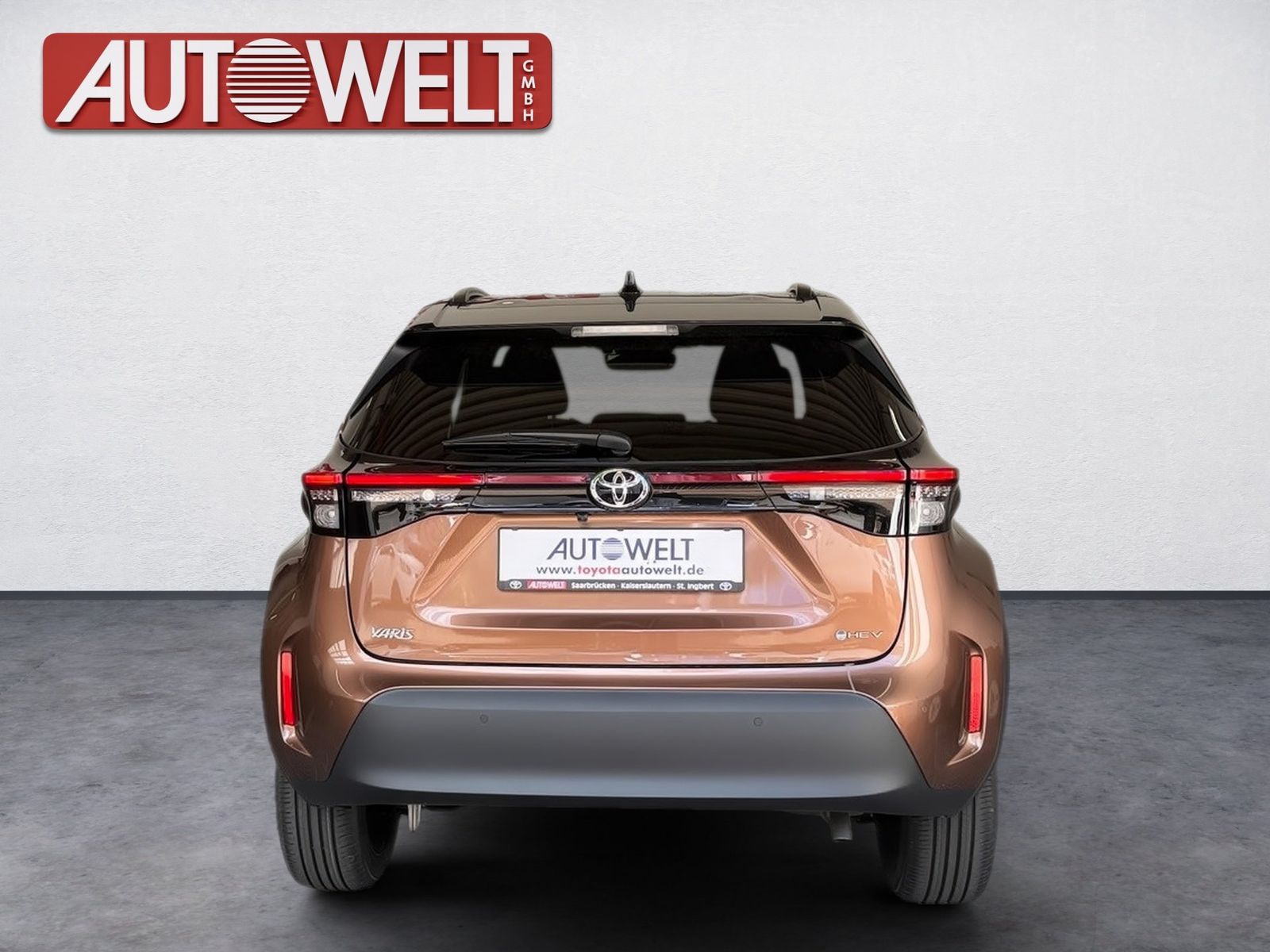 Fahrzeugabbildung Toyota Yaris Cross Lounge 1.5-l-Hybrid LED,Navi,elHeckk