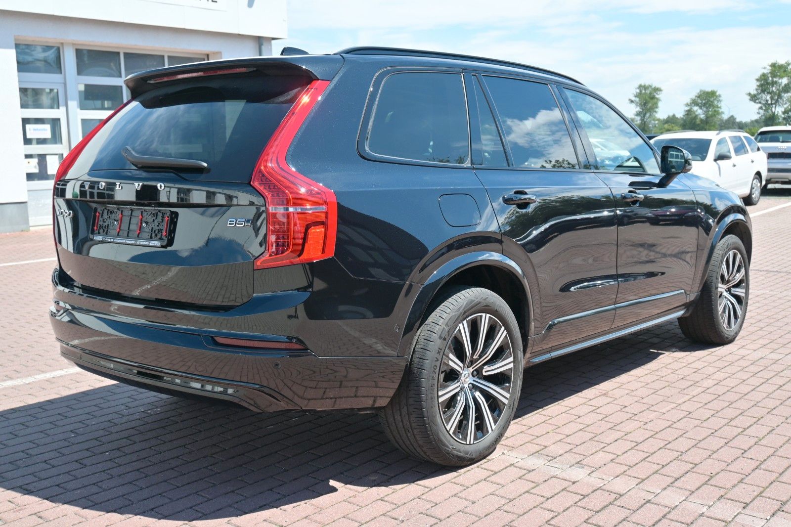 Fahrzeugabbildung Volvo XC90 B5 Diesel Ultimate Dark AWD*LUFT*360°B&W*