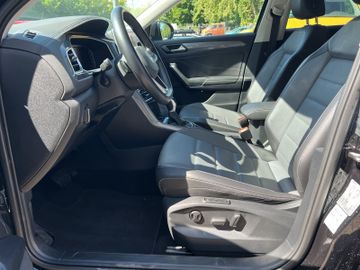 Volkswagen T-Roc - 9
