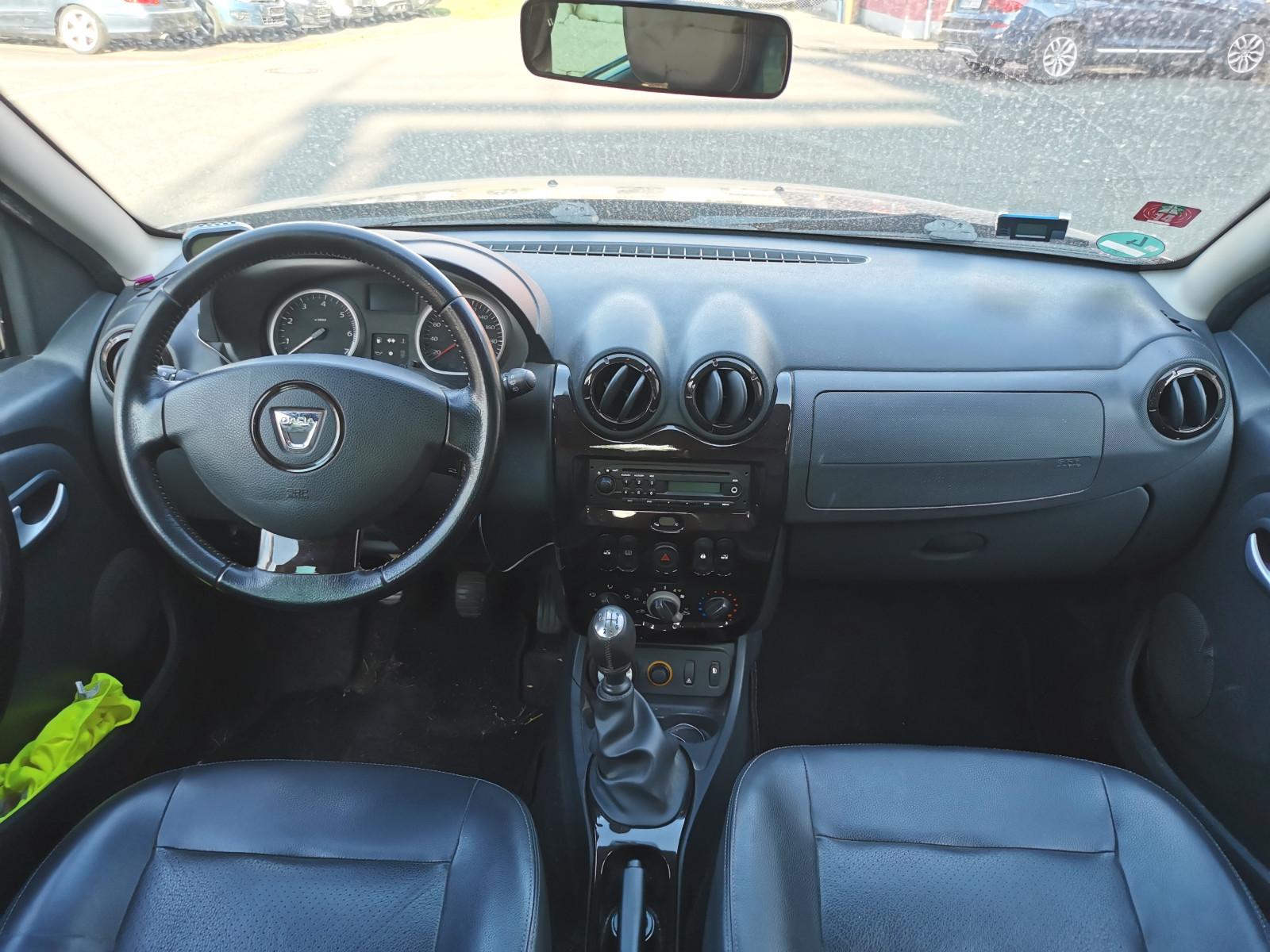 Dacia Duster 2011 — photo 18