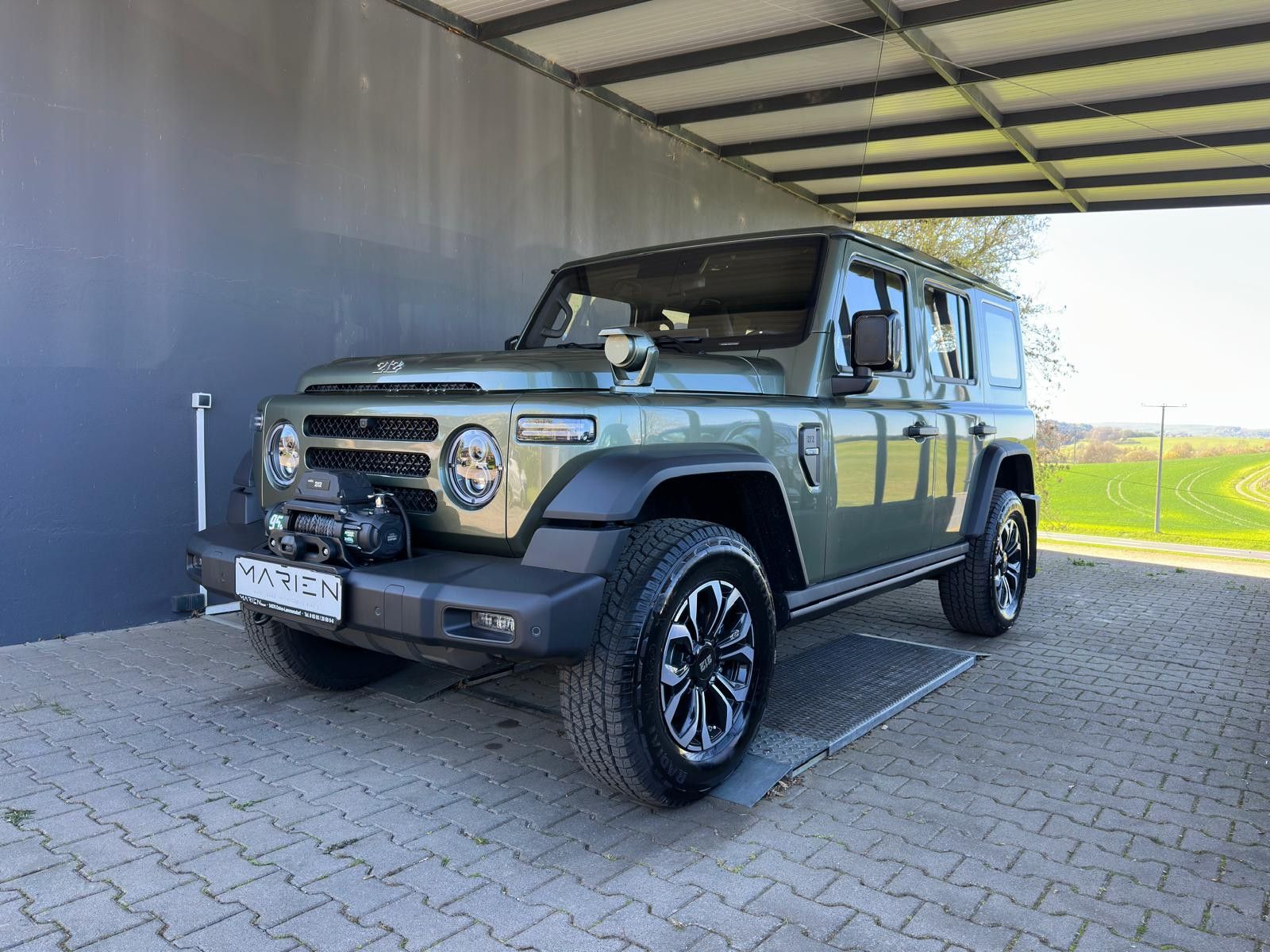 BAW 212 2,0L TCI 4WD | Seilwinde | 4×4 — Bild 2