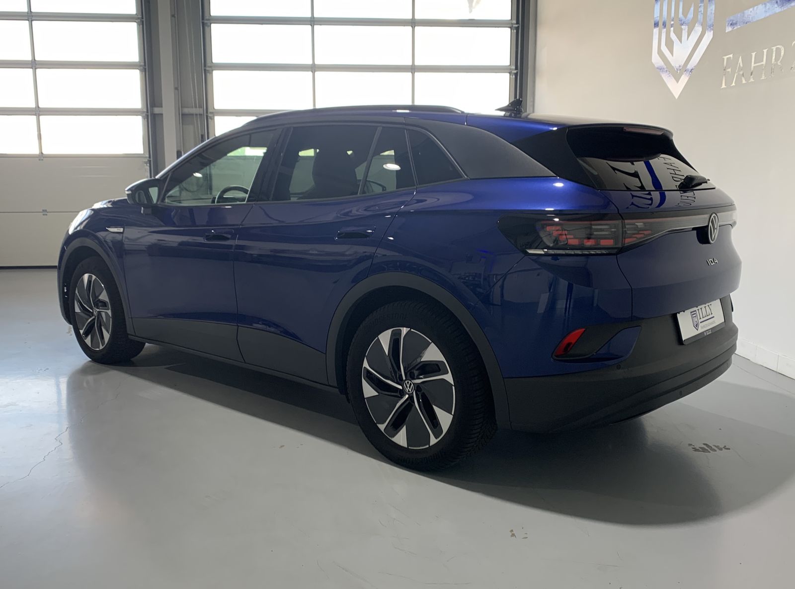 Fahrzeugabbildung Volkswagen ID.4 Pro Performance*IQ.LIGHT*HUD*Cam*Leder*Pano
