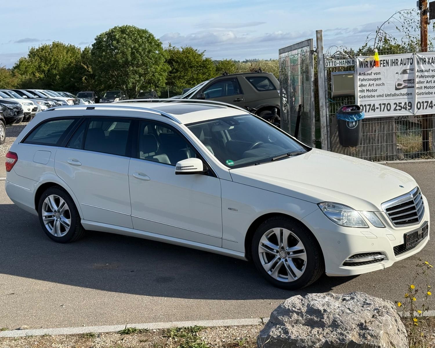 Mercedes-Benz E200 2010 — photo 5