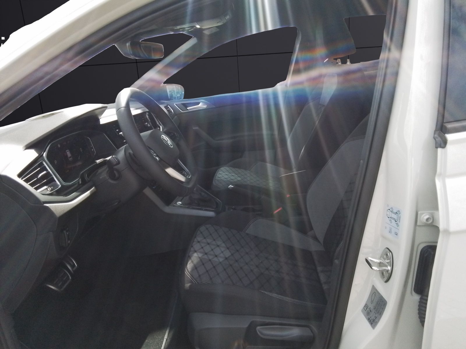 Fahrzeugabbildung Volkswagen Polo R-Line DSG NAVI LED AppConnect