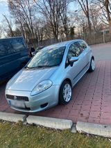 Fiat Grande Punto 1.4 automatik - Fiat Grande Punto Gebrauchtwagen in Augsburg