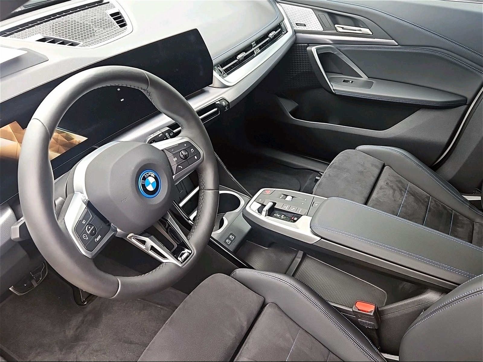 BMW iX1 - Bild 4