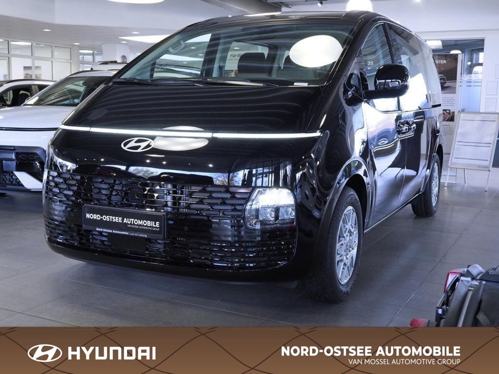 Image of Hyundai STARIA