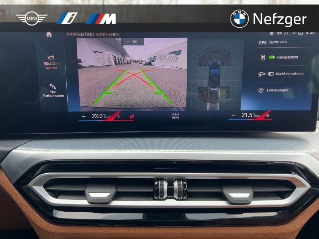 BMW 320 e xDrive Touring Navi Pano HiFi RFK Sportsit foto 18