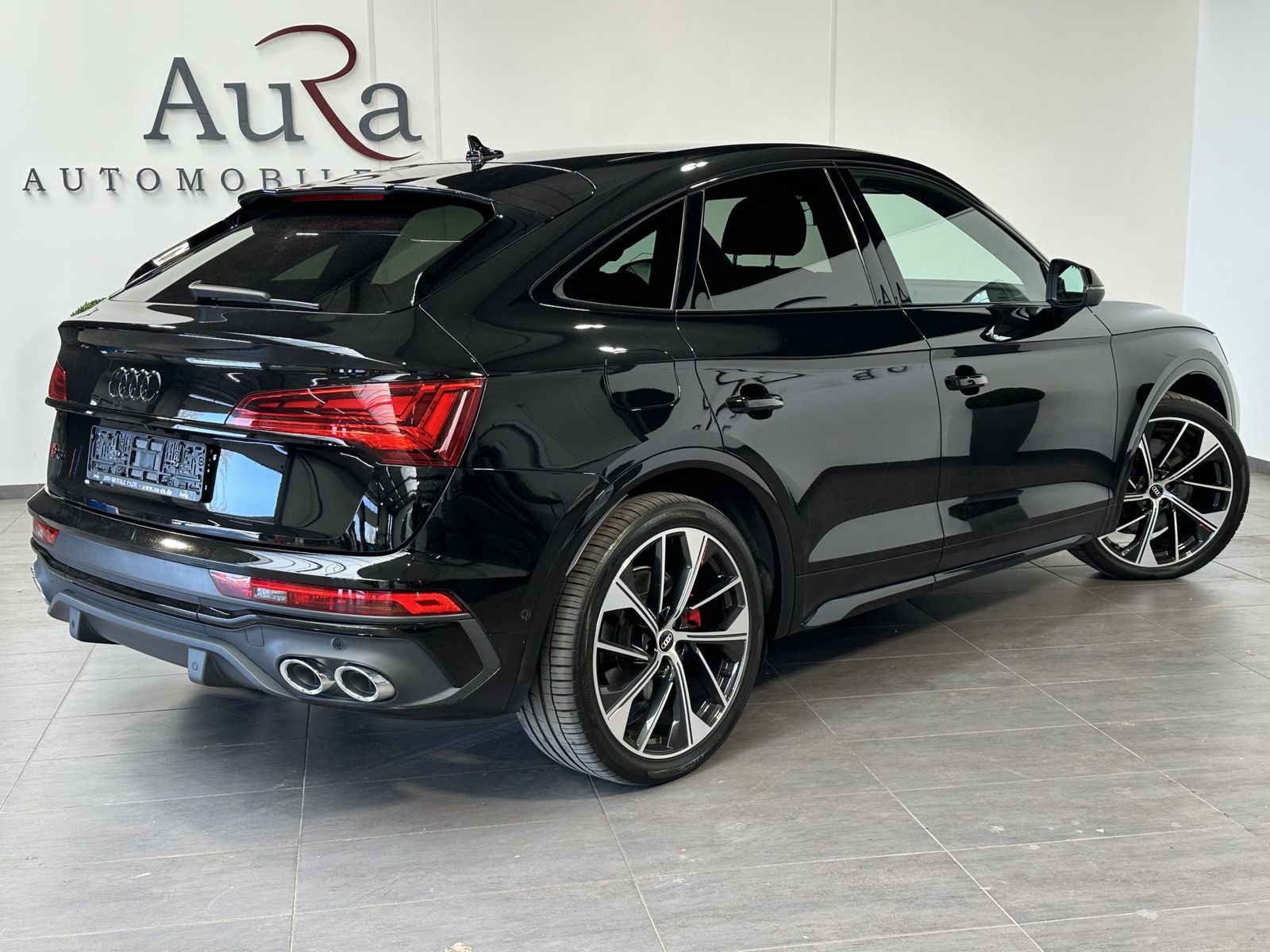 Fahrzeugabbildung Audi SQ5 SpB Black NAV+LED+HUD+LUFTFEDERUNG+DSP+21ZO