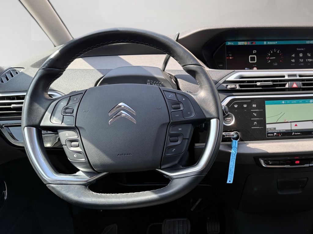Fahrzeugabbildung Citroën Grand C4 Spacetourer PureTech 130 EAT8 SHINE