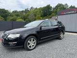 Volkswagen Passat 2.0TDI Highline Bi-XENON/AHK/TÜV NEU - VW Passat Variant von 2005