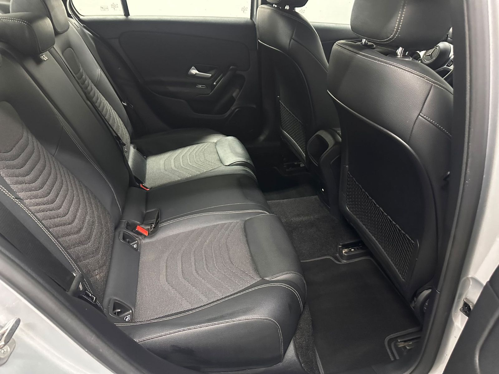 Fahrzeugabbildung Mercedes-Benz A 180 d DCT *LIMOUSINE *KLIMA*NAVI*CARPLAY*