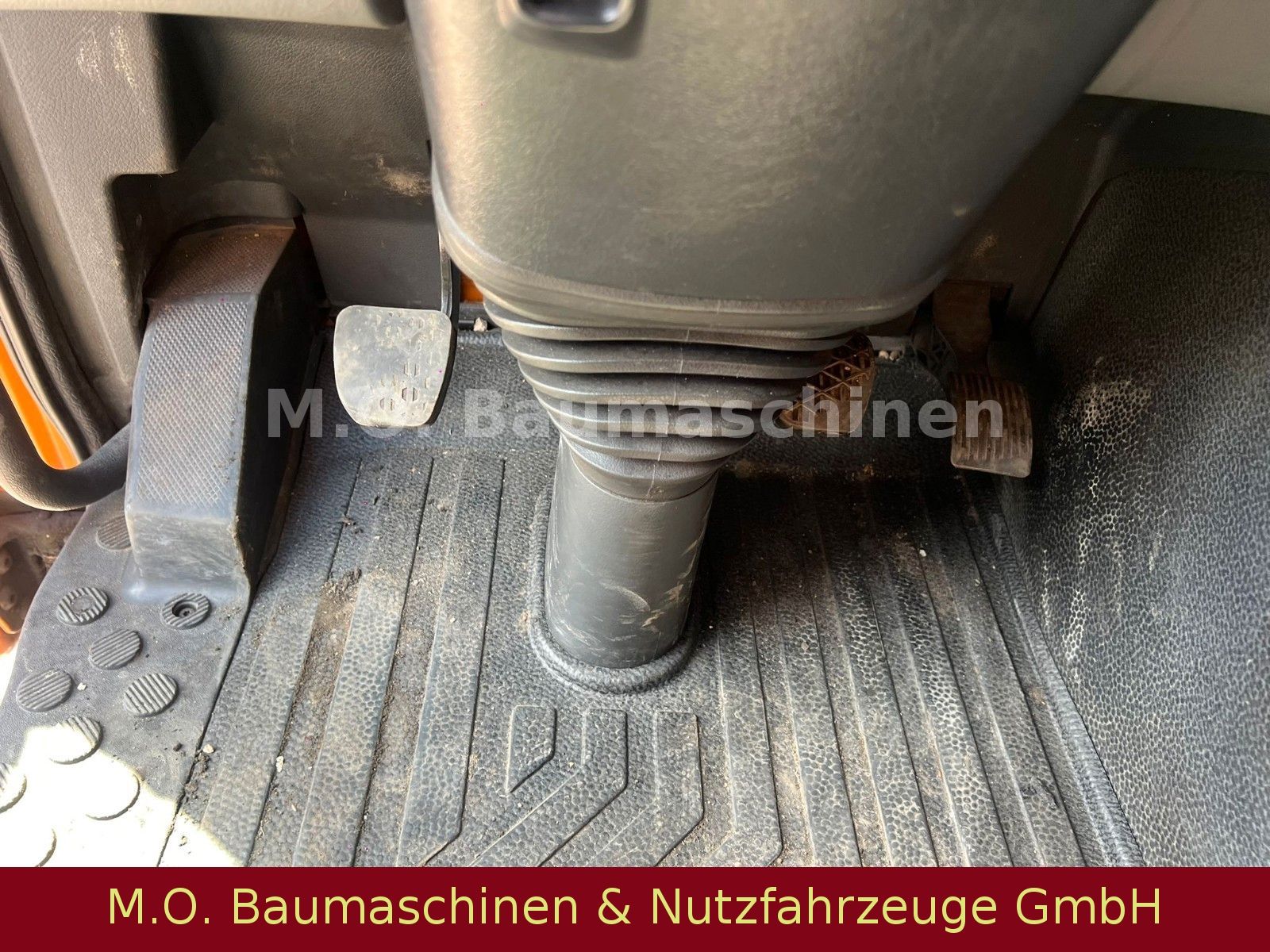 Fahrzeugabbildung Mercedes-Benz Actros 2636/Euro 5/6x4/12,6 m³ Leistikow / Uraca