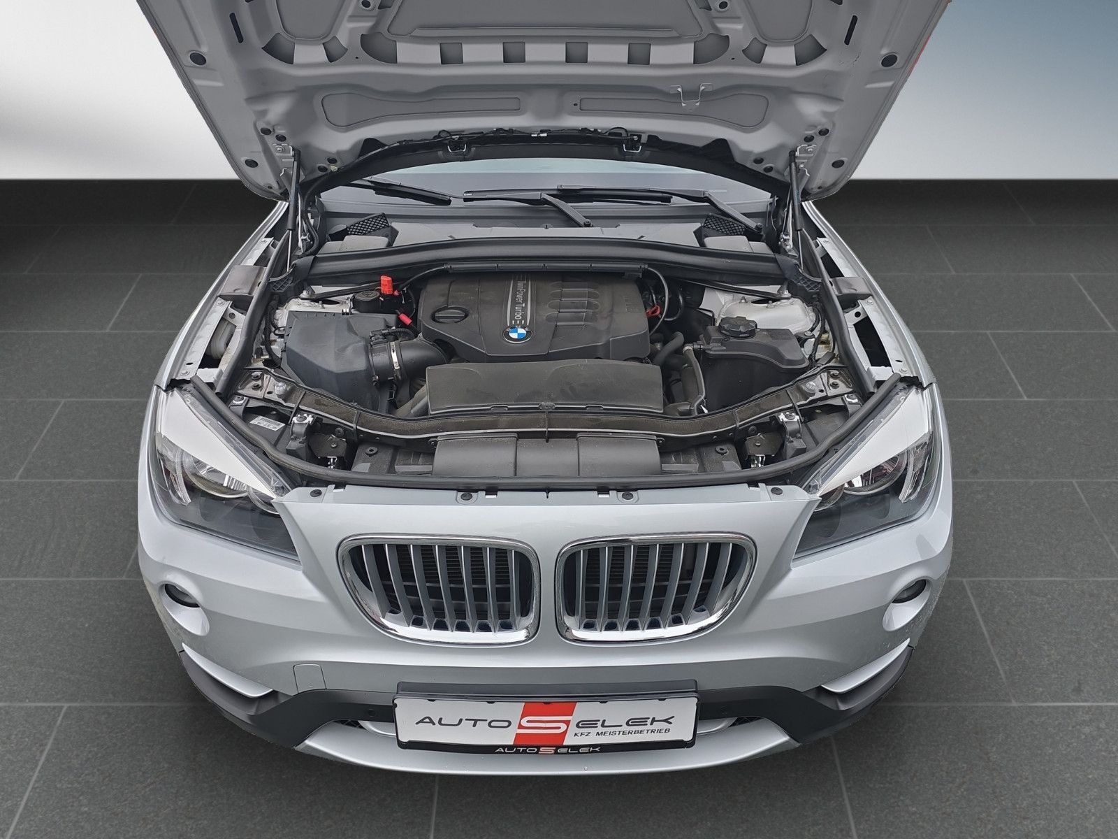 Fahrzeugabbildung BMW Baureihe X1 sDrive 18d,LEDER, PDC,SHZ,NAVi