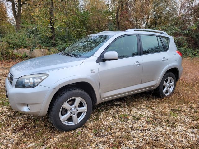 Toyota RAV 4 RAV4 Sol 2 Hand Tüv 11/2025 Webasto 4x4