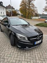 Mercedes-Benz CLA 180 AMG Line AMG Line - gebrauchte Mercedes-Benz CLA 180 aus dem Jahr 2013