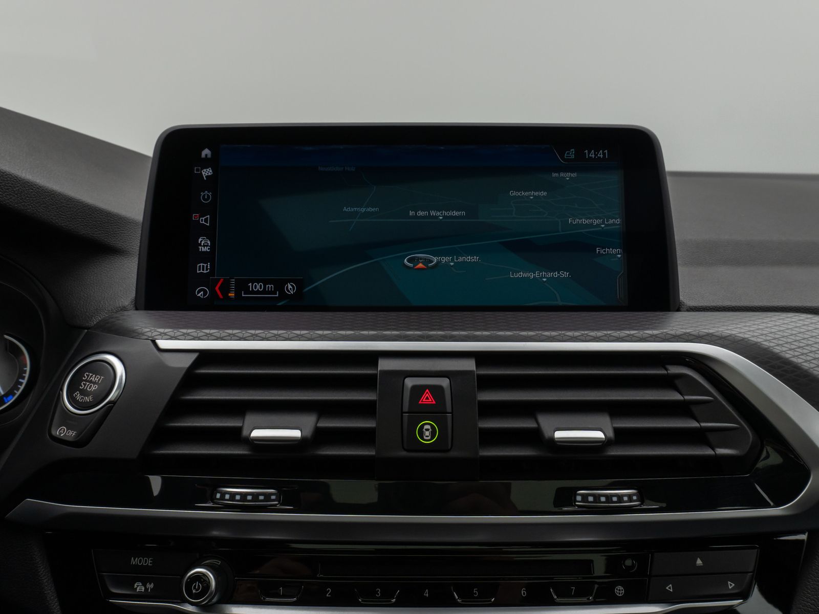 Fahrzeugabbildung BMW X4 xD20d M Sport X Panorama HUD HiFi Komfort 20"