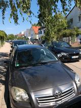 Toyota Avensis Kombi/2.0VVTi/Navi/Klima/Tüv:2-26/1.Hd. - Toyota Avensis Gebrauchtwagen in München