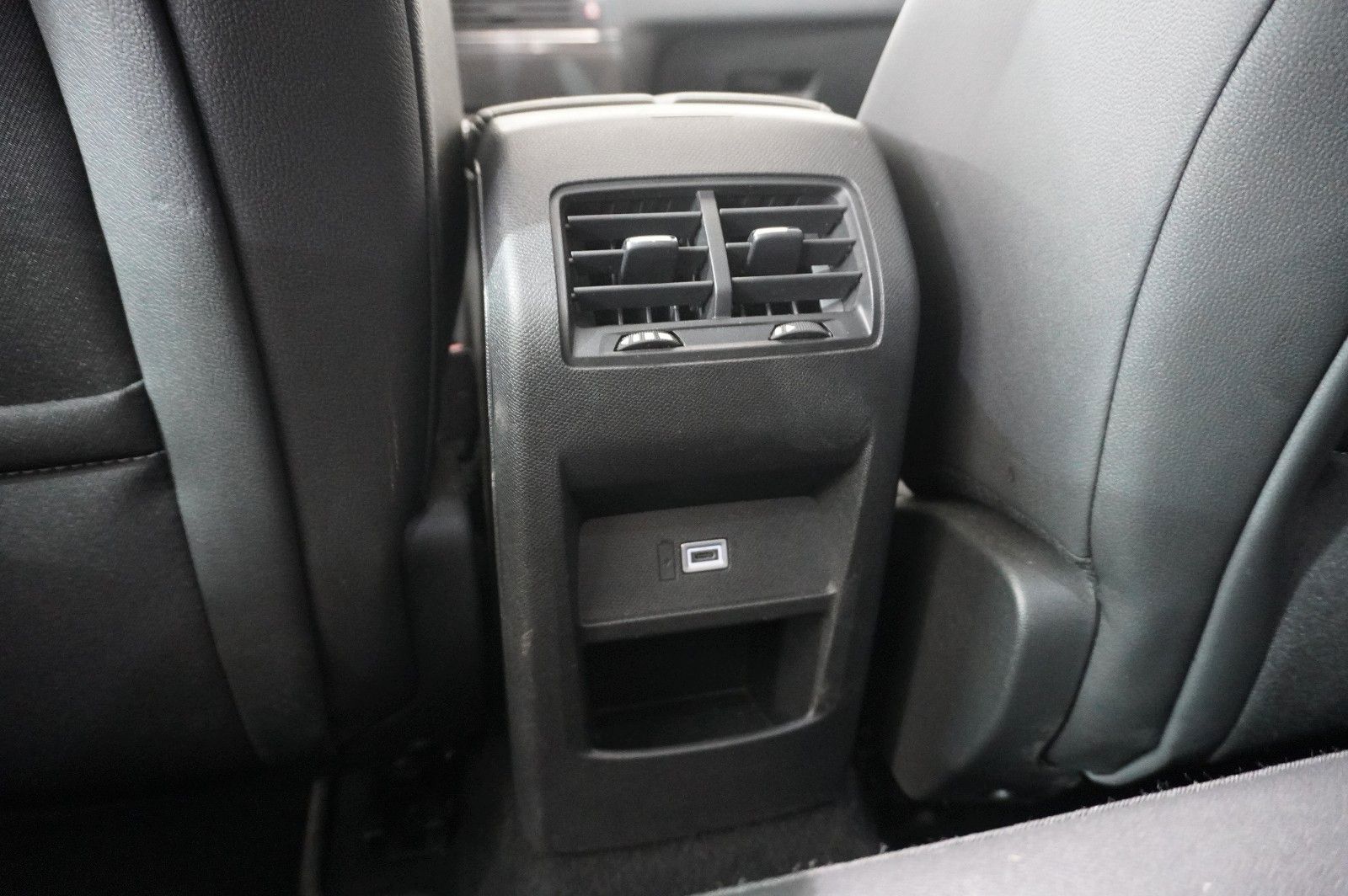 Fahrzeugabbildung Opel Astra L ST 1.2T GS SPORT NAVI/LED/360°/PANO./HUD