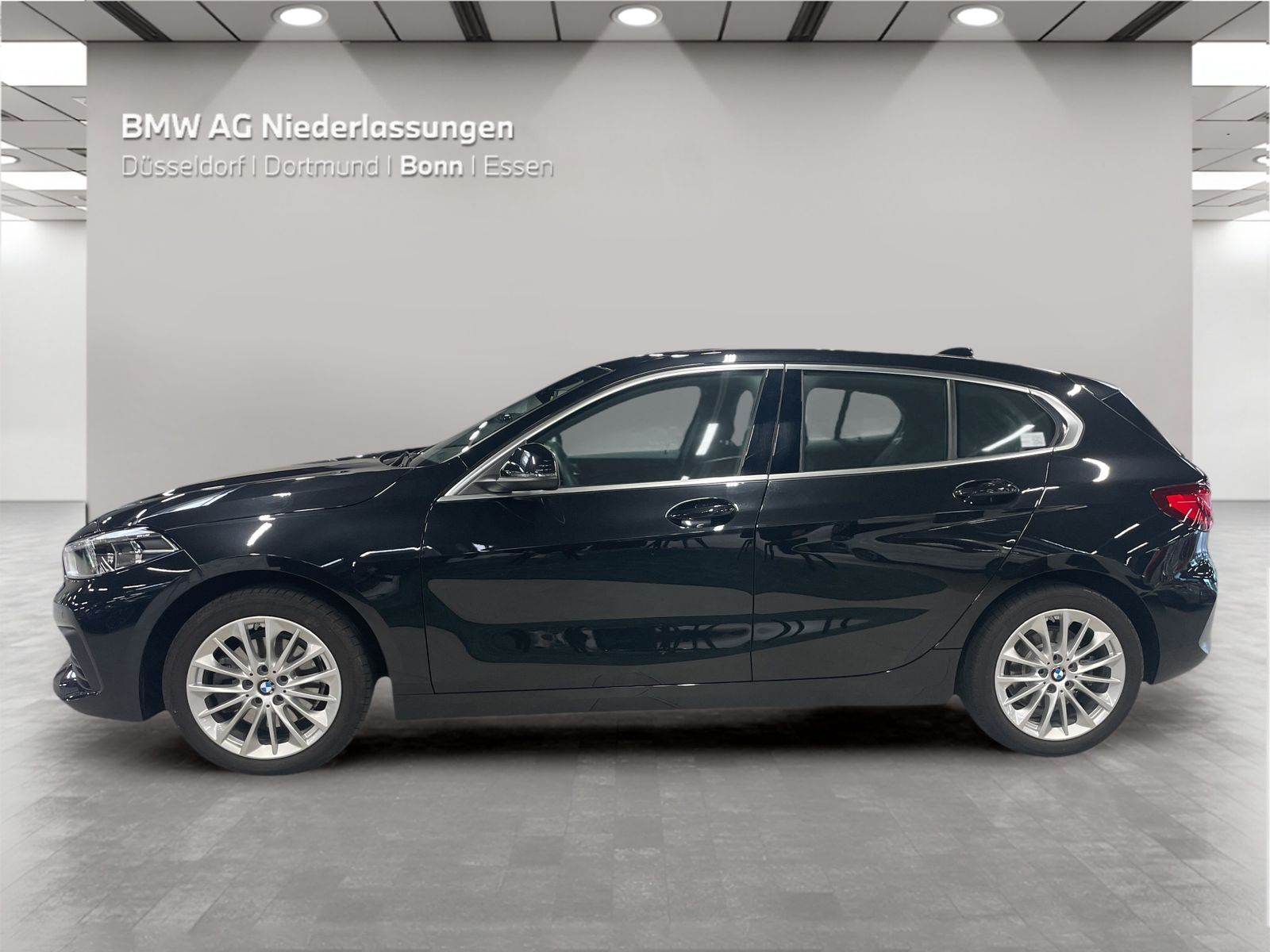 BMW 118i LiveCockpitProf Pano.Dach PDC LED foto 3