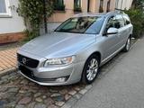 Volvo V70 D4 Automatik Leder AHK Top Zustand Tüv neu  - silberne Volvo V70