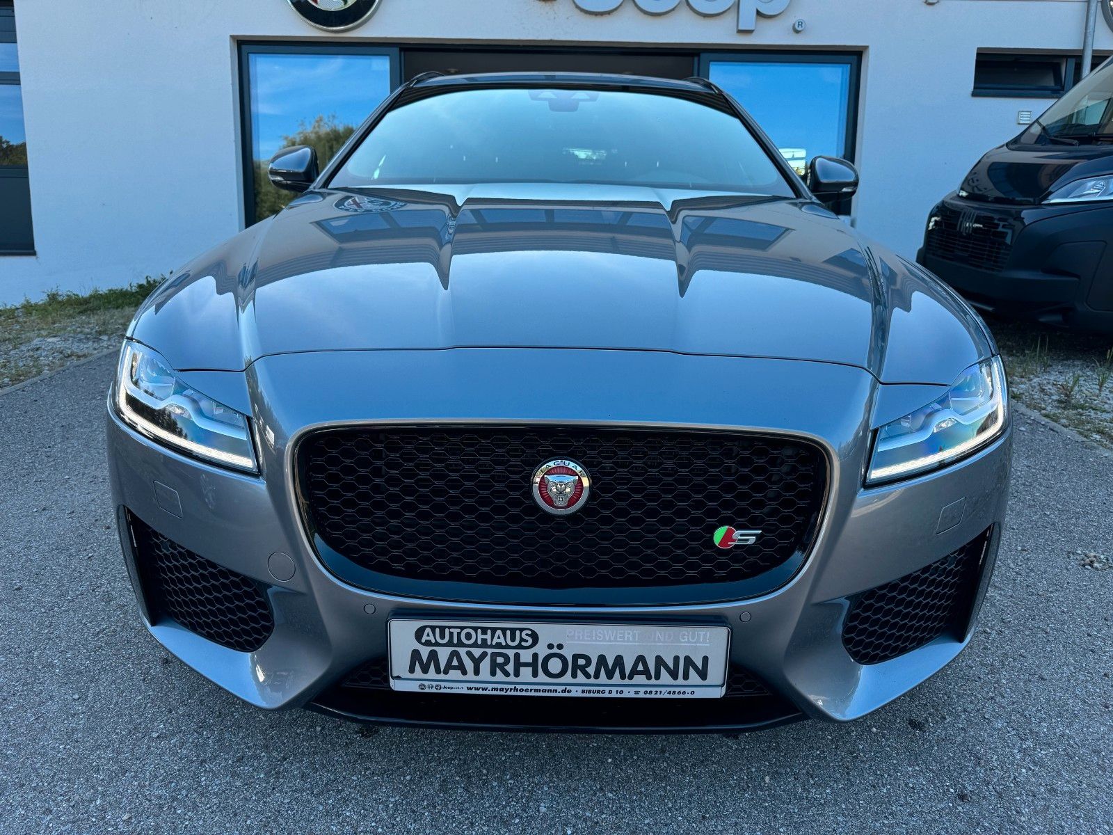 Fahrzeugabbildung Jaguar Jaguar XF Sportbrake S 30/ Kamera/ Navi/ Ambient