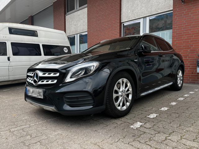 MERCEDES-BENZ GLA 180