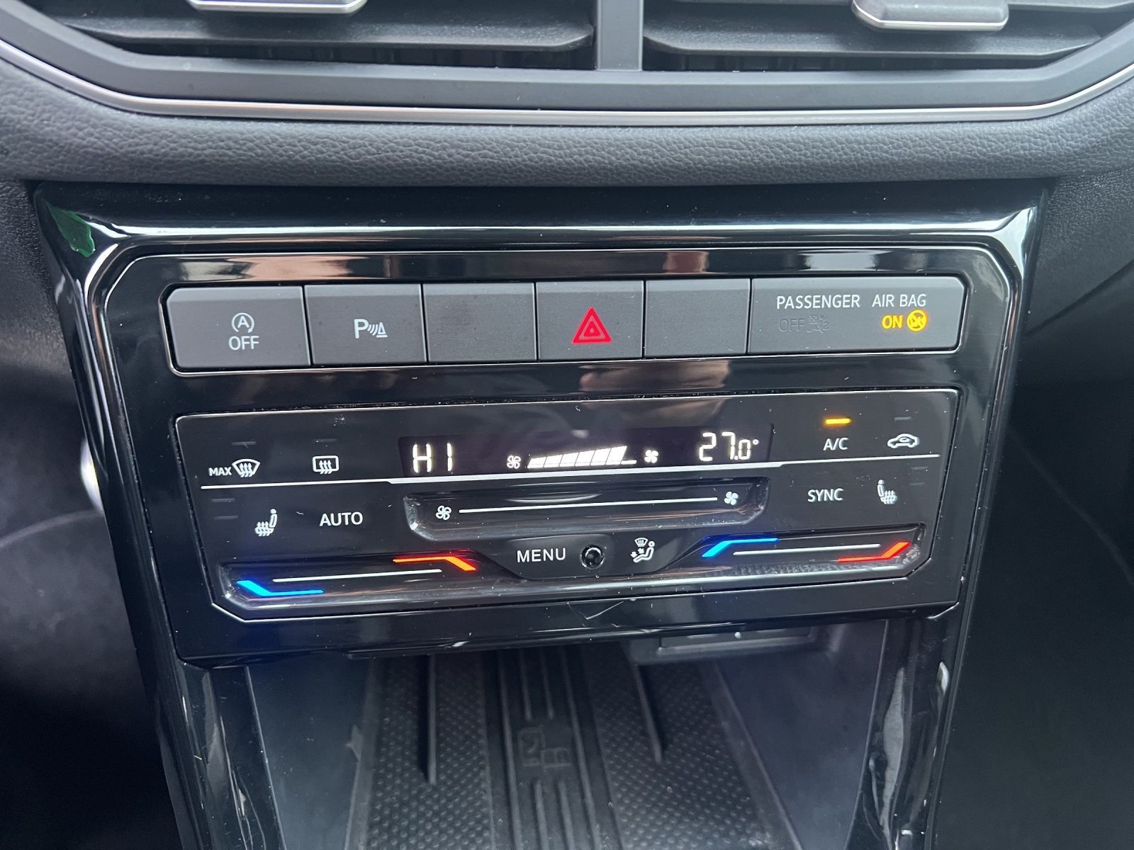 Volkswagen T-Cross - Bild 13