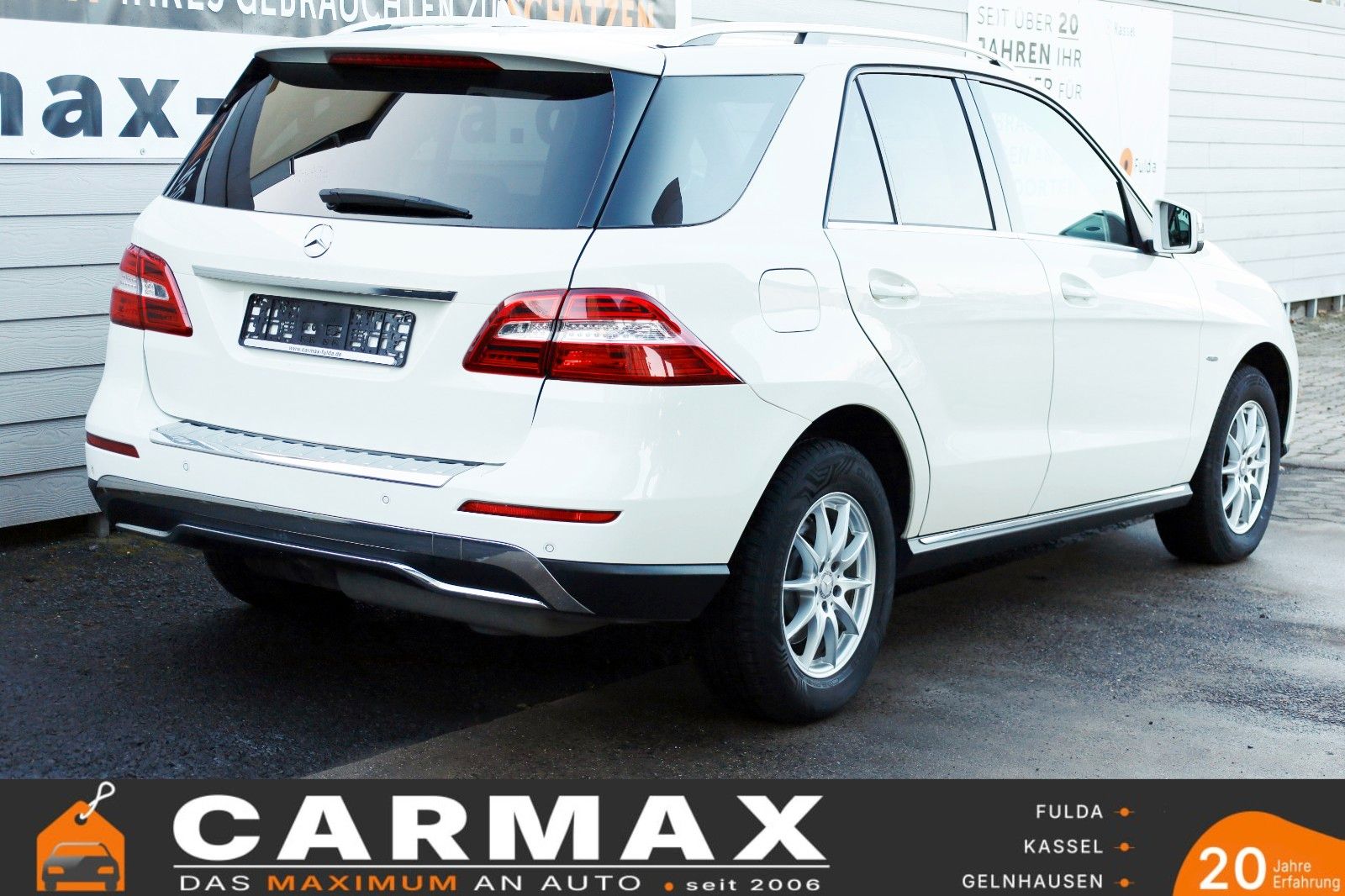 Fahrzeugabbildung Mercedes-Benz ML 250 CDI BT T.Leder,Navi,SD,SH,Park Assist,AHK