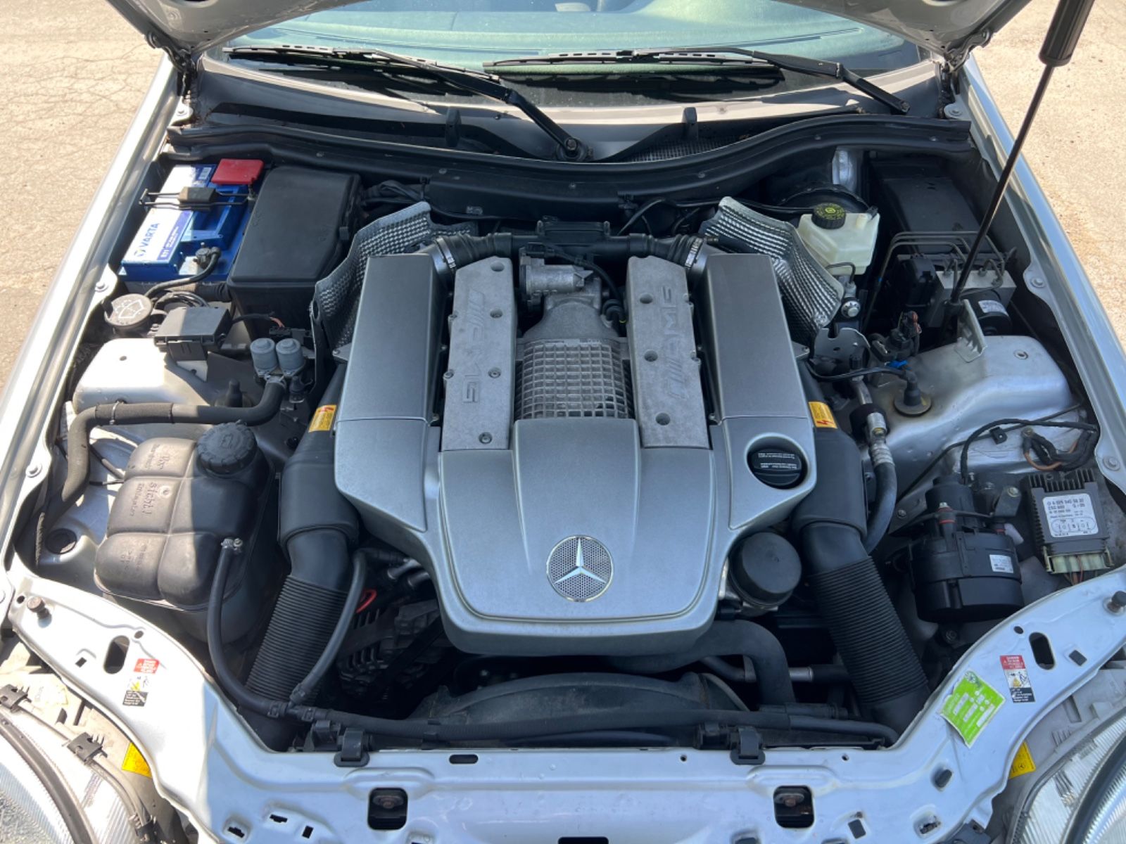 Fahrzeugabbildung Mercedes-Benz SLK 32 AMG Xenon Designo