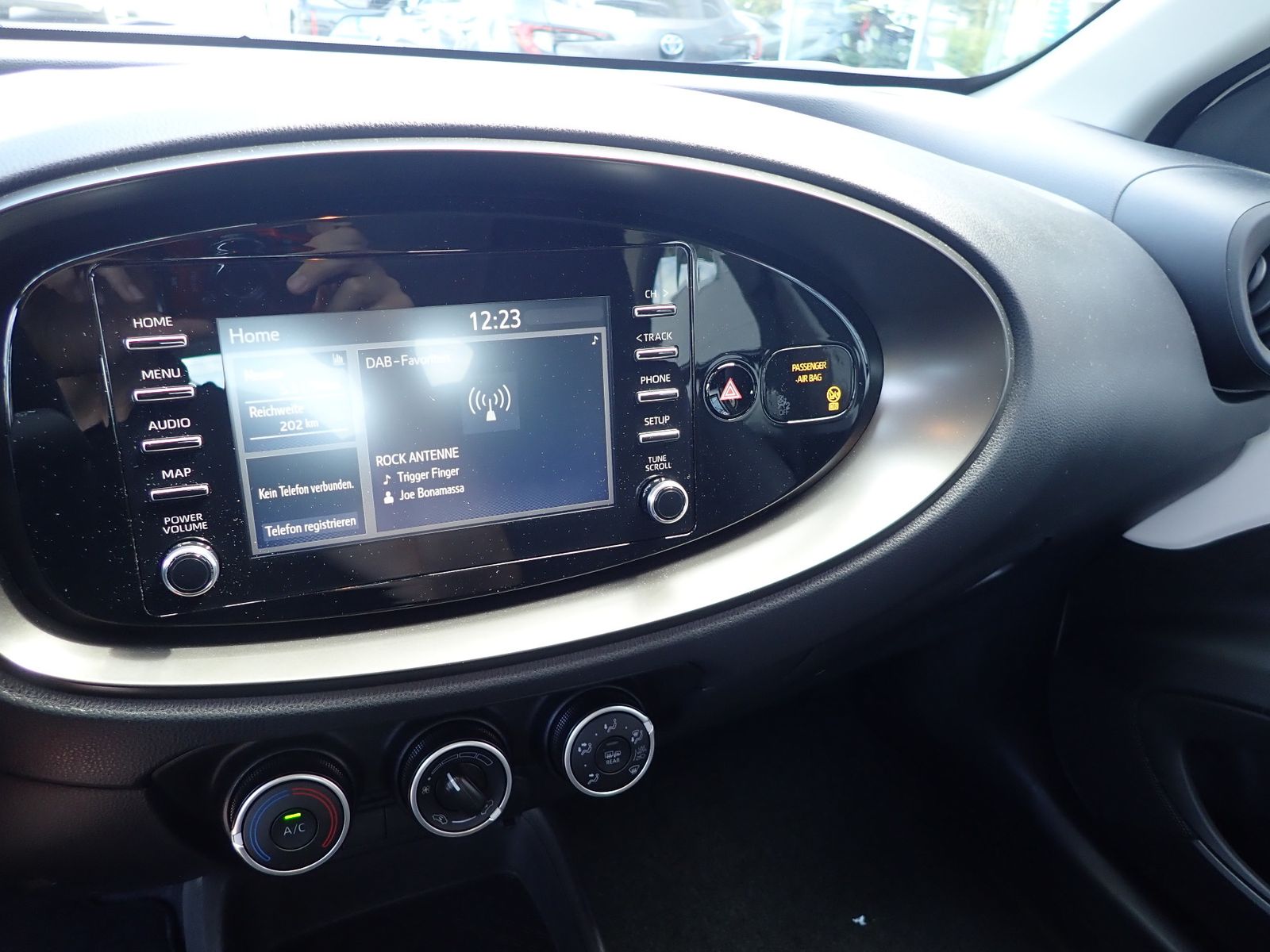 Fahrzeugabbildung Toyota Aygo X Play
