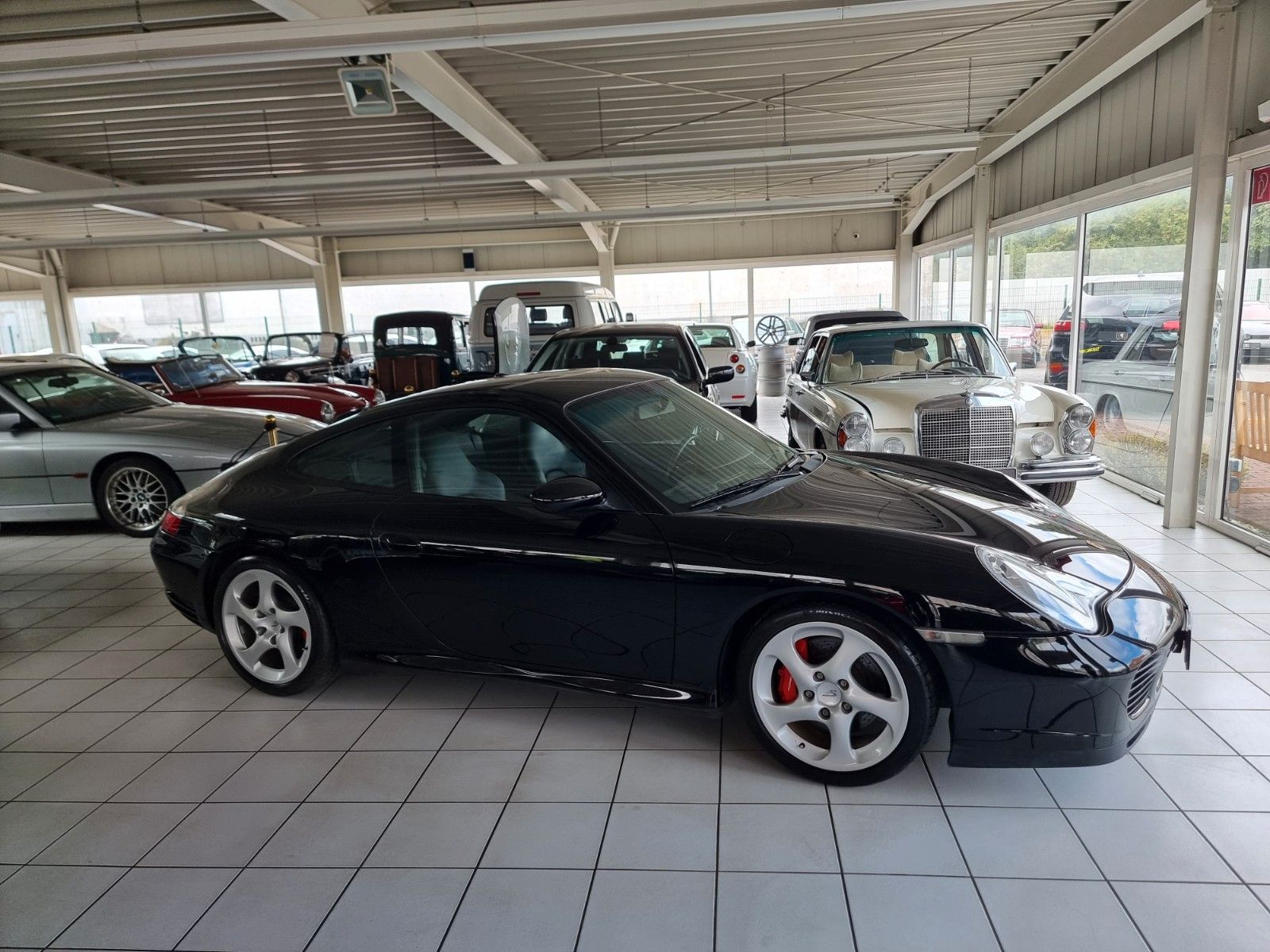 Fahrzeugabbildung Porsche 996 Carrera 4S/Orig. Km/Erstlack/Sensationell!