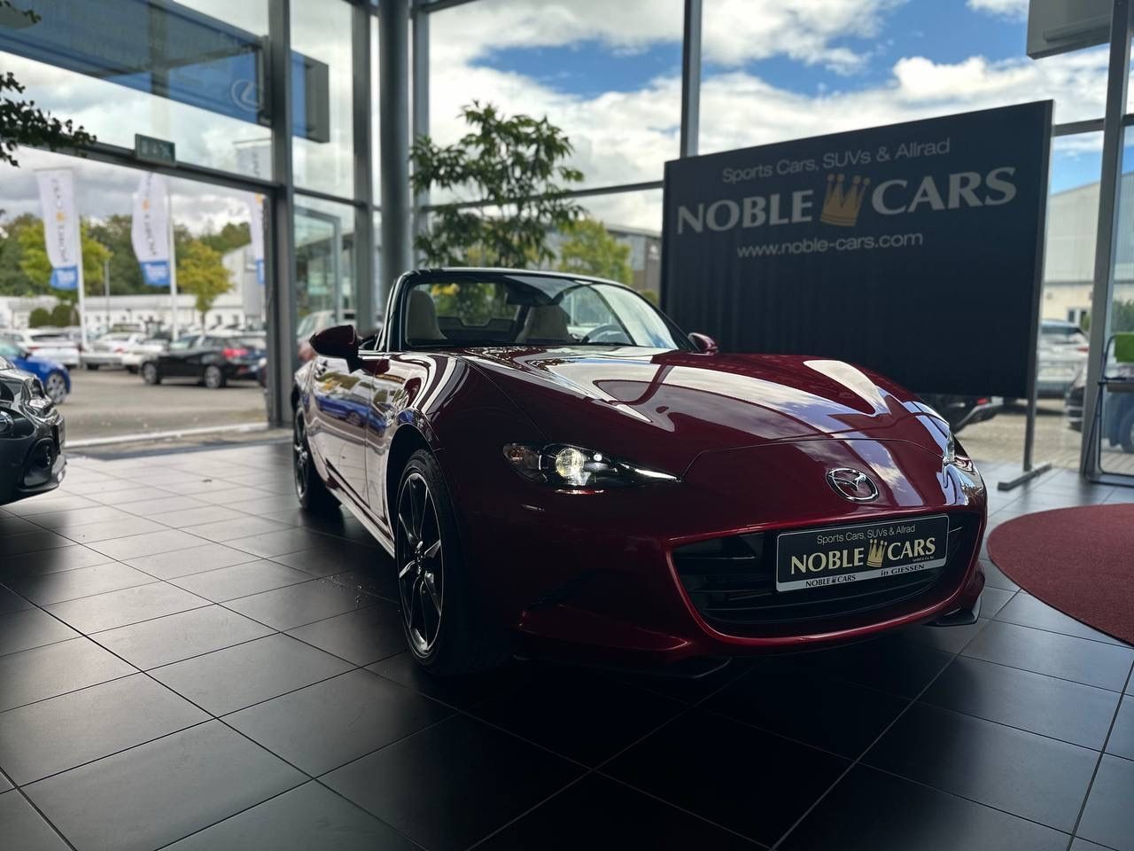 Fahrzeugabbildung Mazda MX-5 Selection KLIMA LED NAV LEDER