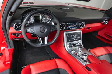 2011 Mercedes-BENZ SLS AMG — миниатюра 18