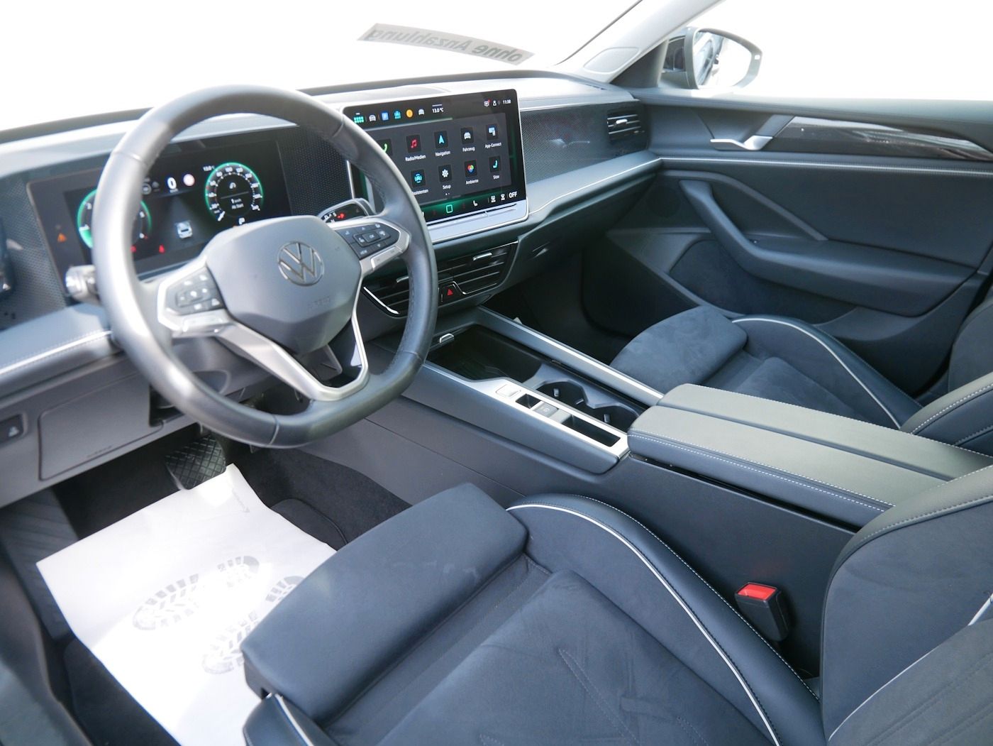 Fahrzeugabbildung Volkswagen Passat Variant 2.0 Business NEU56T AHK ACC Kamer