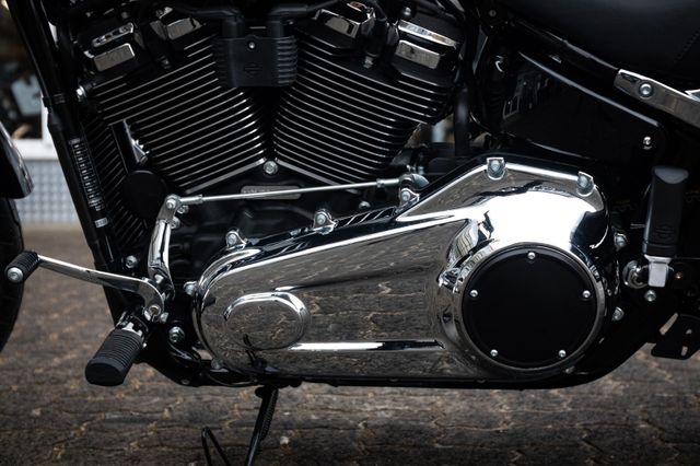 Fahrzeugabbildung Harley-Davidson FLSB SPORT GLIDE 107 ci  MY23 - Verfügbar