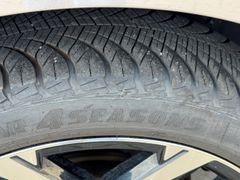 Fahrzeugabbildung Grand Scenic IV Techno 1.3 TCe 140 EDC 7 SITZE