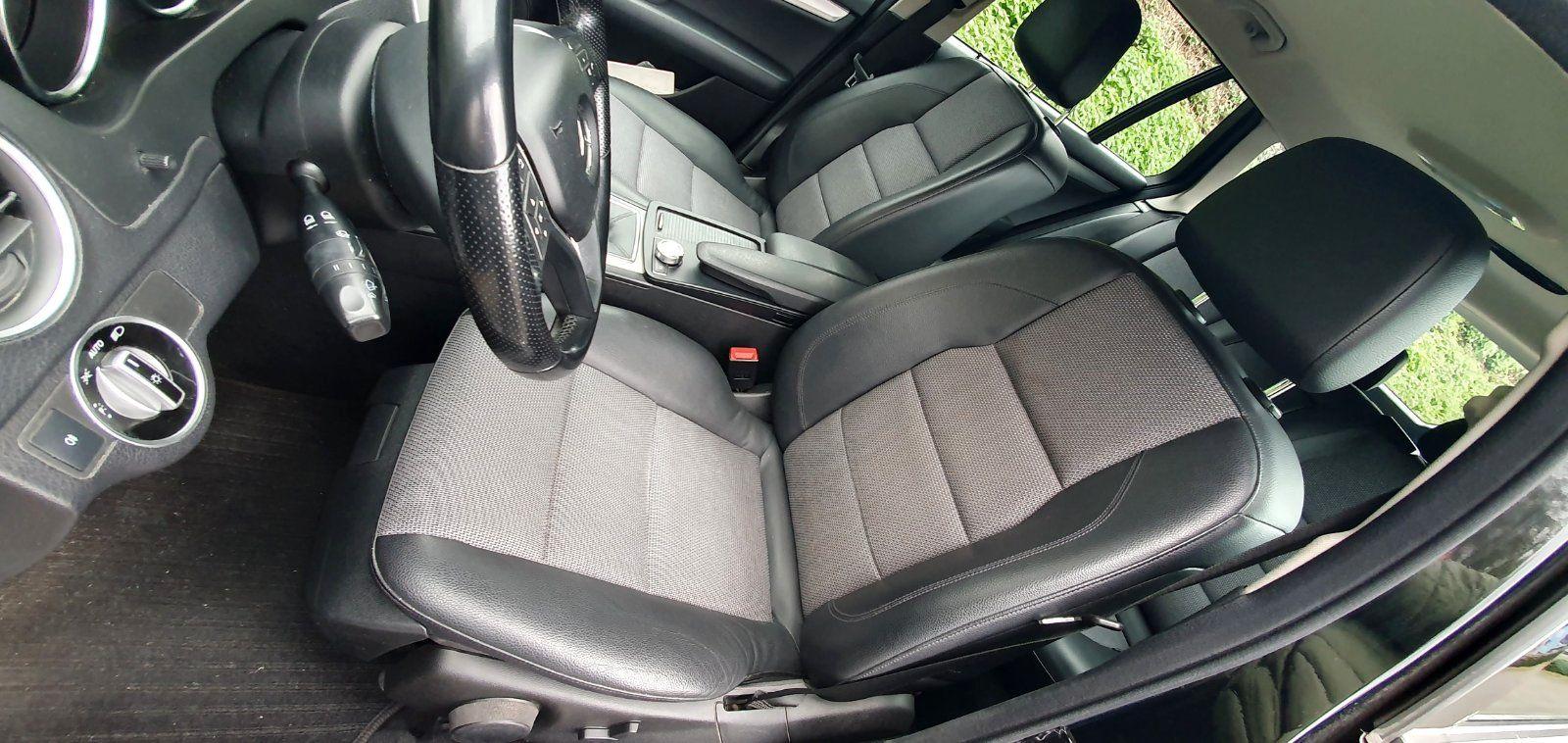 Mercedes-Benz C200 2012 — photo 7
