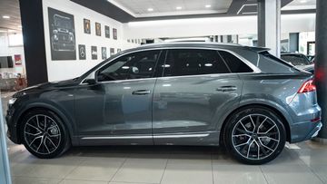 Audi Q8 - 5