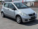 Mercedes-Benz A170*2.Hand*Rentner*KLIMA*TÜV 10/2026* - Mercedes-Benz A 170 in Oberhausen