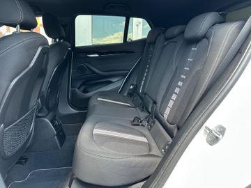 Bild 20 BMW X2 Baureihe X2 xDrive 18 d Advantage Plus