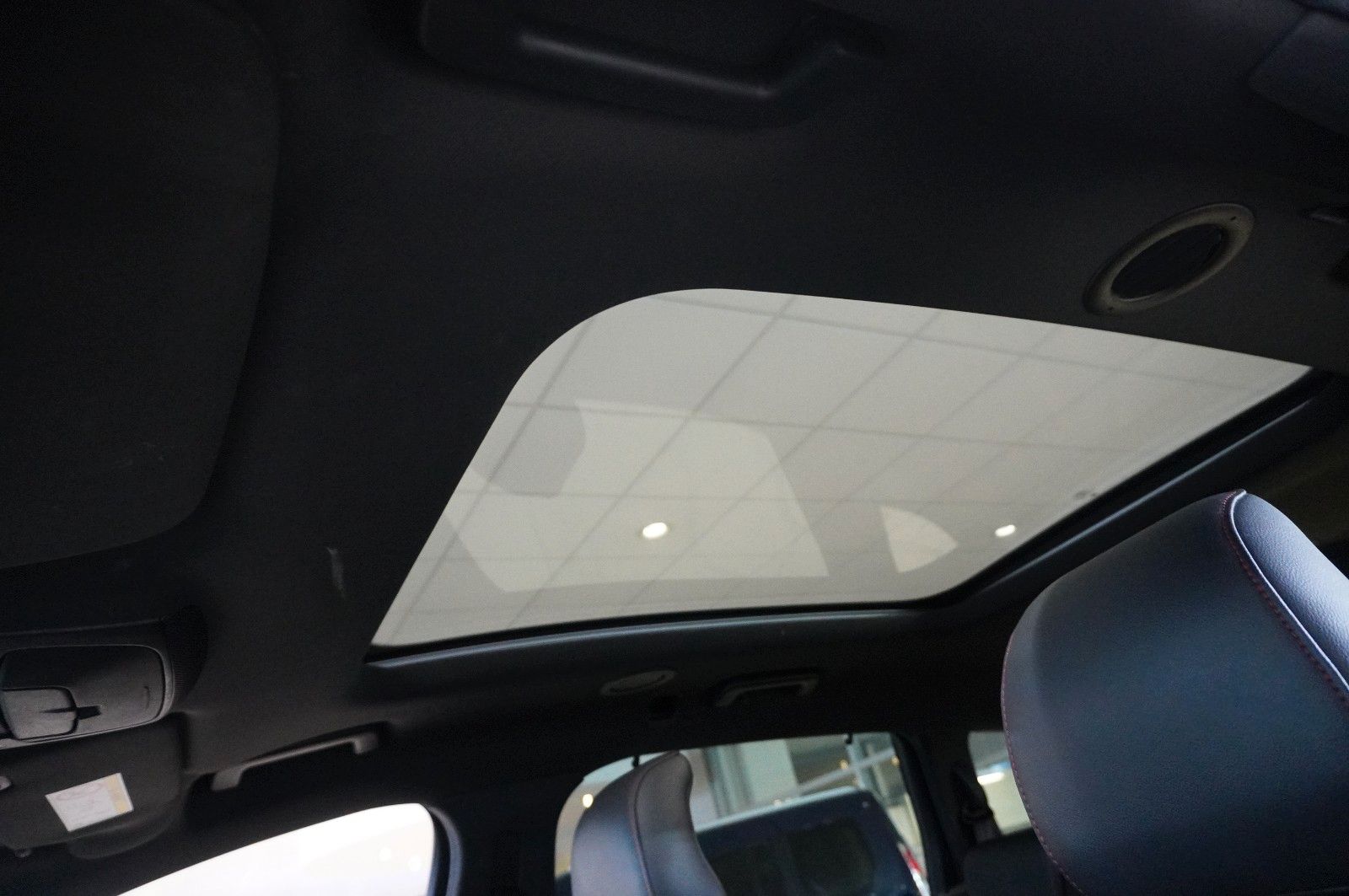 Fahrzeugabbildung Ford S-Max 2.0D ST LINE 7-SITZE NAVI/LED/KAMERA/AHK